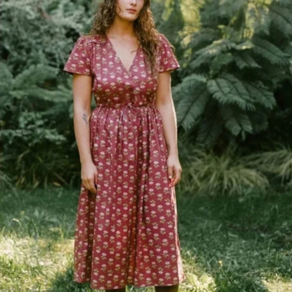 Christy Dawn Simple Dawn Dress in Rouge Rosette size large, red and pink floral - Picture 7 of 8
